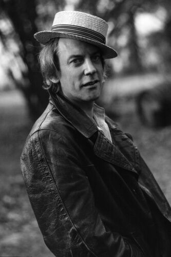 ES_DSU015: Donald Sutherland