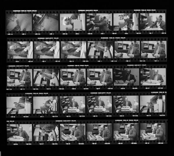 Stirling Moss : Contact sheet: ES_F8_Contact_06 | Iconic Licensing