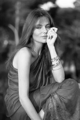 ES_JAB008: Jacqueline Bisset