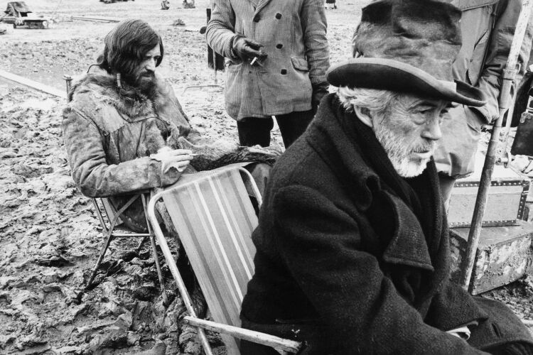 ES_JOH002: John Huston / Richard Harris