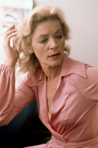 ES_LAB001: Lauren Bacall