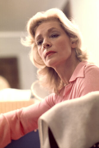 ES_LAB006: Lauren Bacall