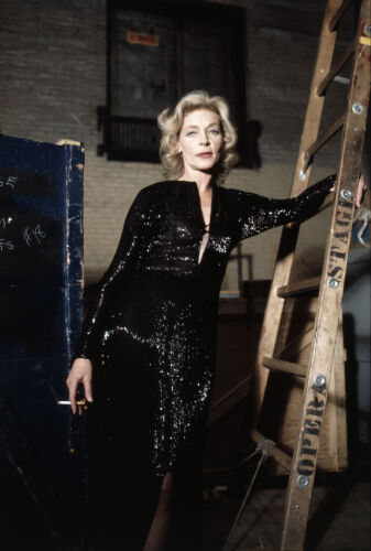 ES_LAB008: Lauren Bacall