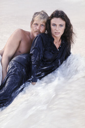 ES_NIN003: Jacqueline Bisset & Nick Nolte