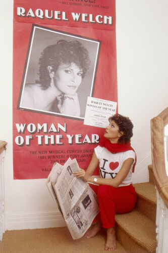 ES_RAW017: Woman of the Year