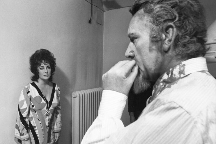 ES_RIB003: Richard Burton