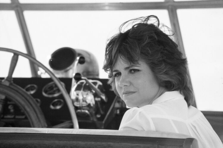 ES_SAF002: Sally Fields