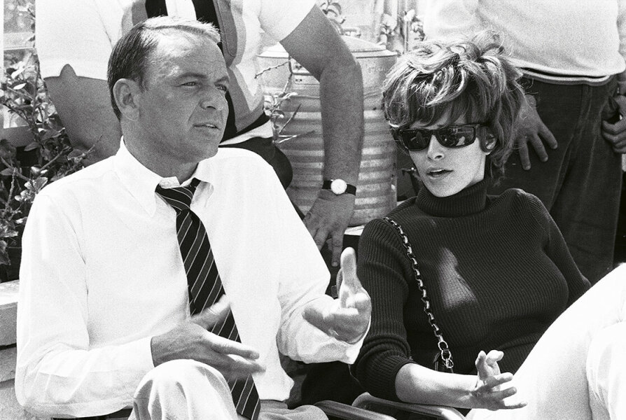 FS075: Frank Sinatra and Raquel Welch