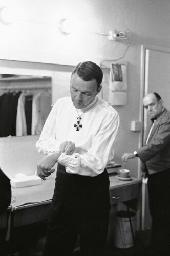 FS100: Sinatra Backstage