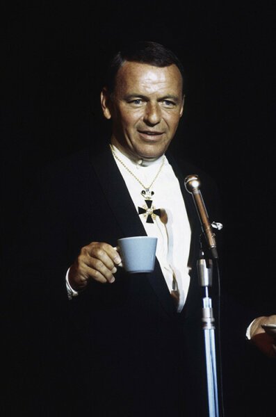 FS146: Sinatra On Stage