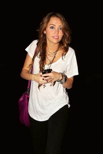 GB_PE107: Miley Cyrus