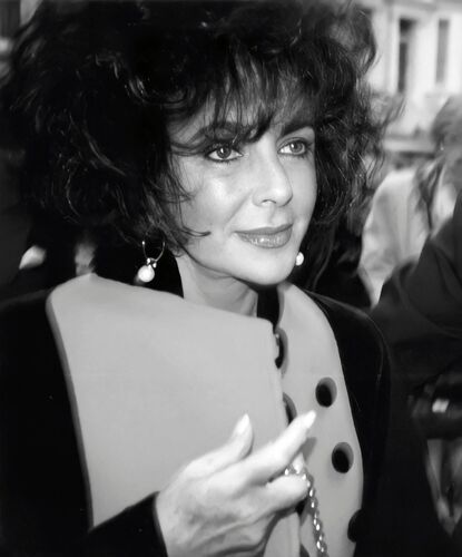 GB_PE135: Elizabeth Taylor