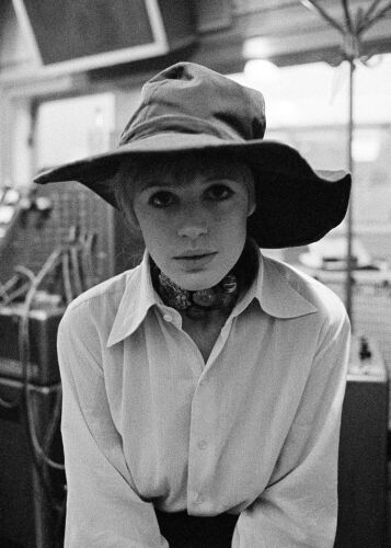 GM_MF074: Marianne Faithfull