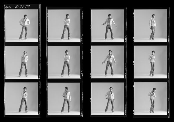 Thomas Ribero : Contact sheet: GM_ThomasRibeiro_002E | Iconic Licensing