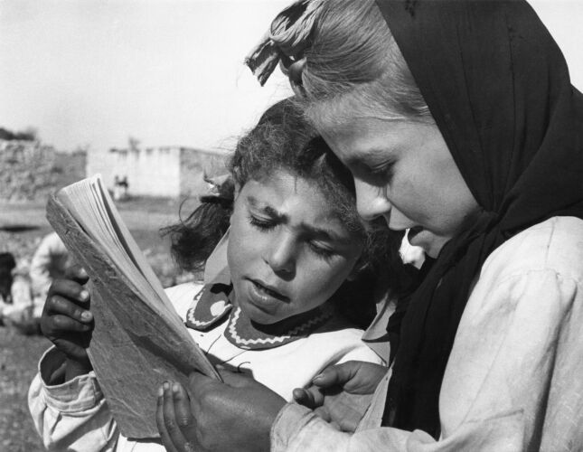 GR_ME011: Palestinian refugees camp