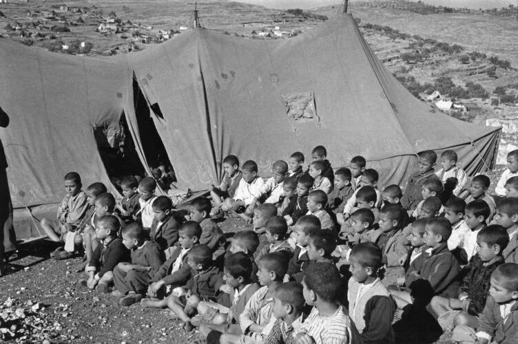 GR_ME028: Palestinian refugees camp