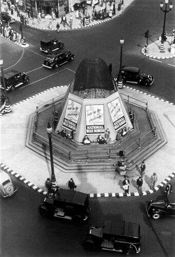 GR_TB046: Picadilly Circus.