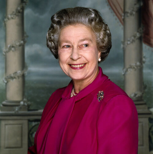 HMQ019: HM Queen Elizabeth II