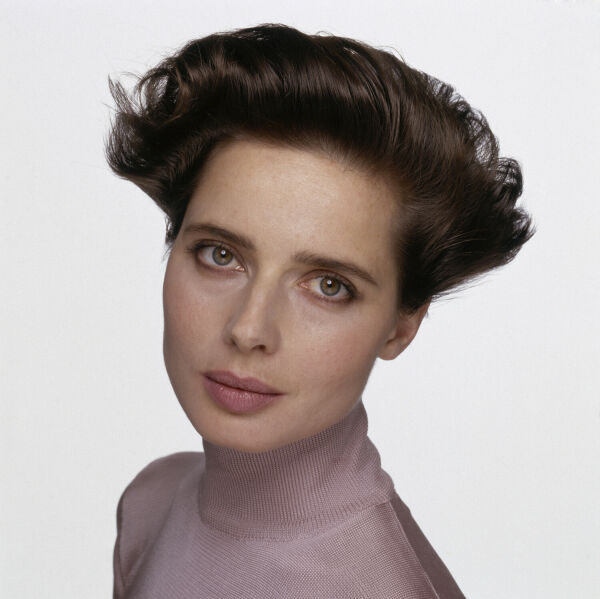 Isabella Rossellini : Photograph: IR005 | Iconic Licensing