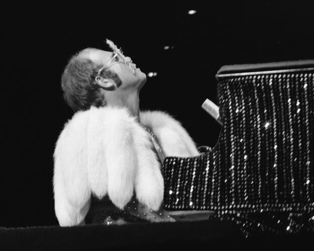 JM_EJ004: Elton John