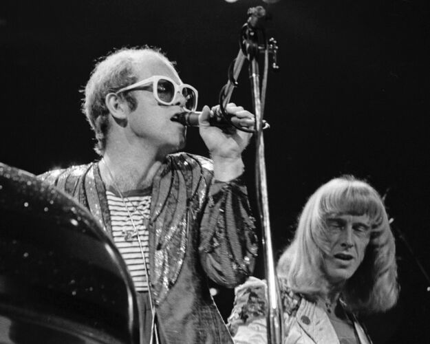 JM_EJ007: Elton John