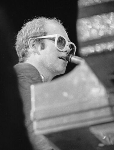 JM_EJ008: Elton John