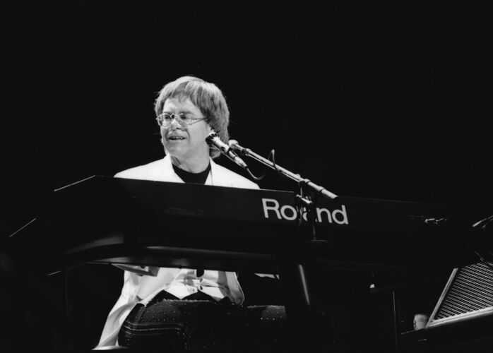 JM_EJ017: Elton John
