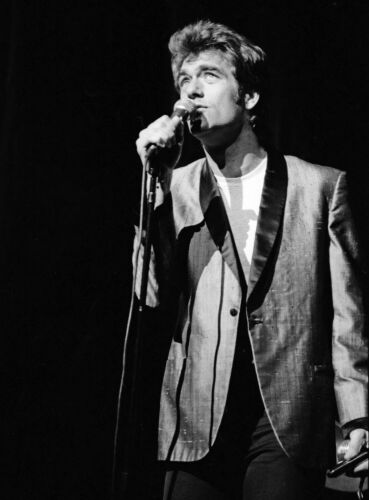 JM_HUL001: Huey Lewis