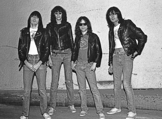 JM_RAM019: Ramones