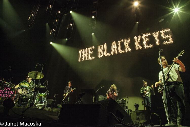 JM_TBK005: The Black Keys