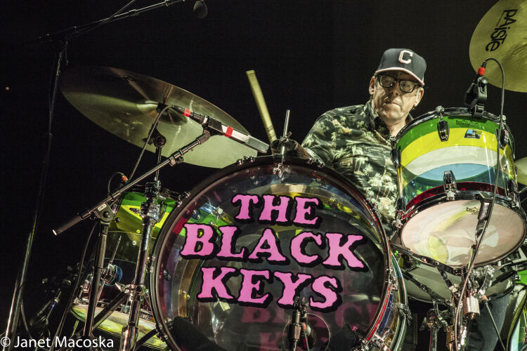 JM_TBK010: The Black Keys