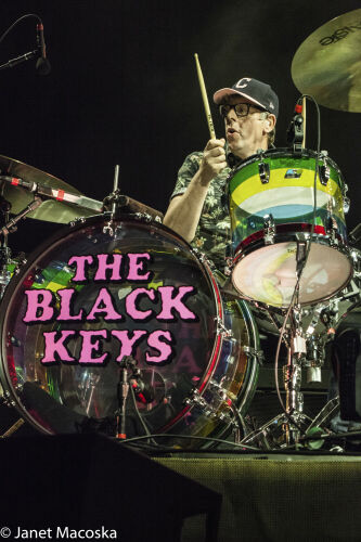 JM_TBK031: The Black Keys