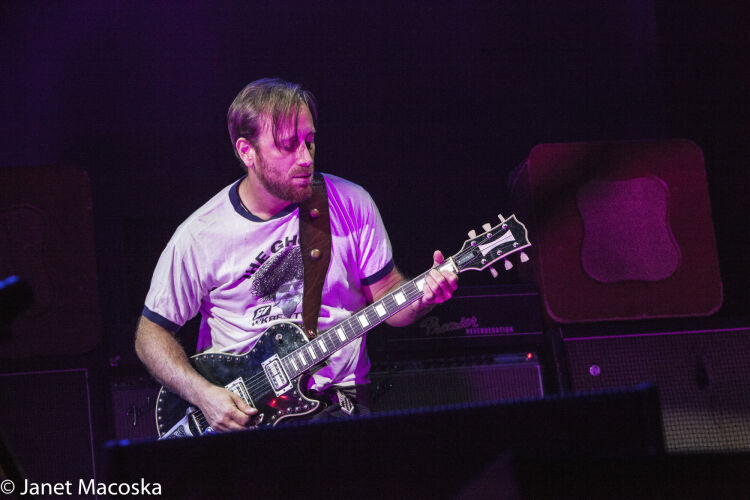 JM_TBK038: The Black Keys