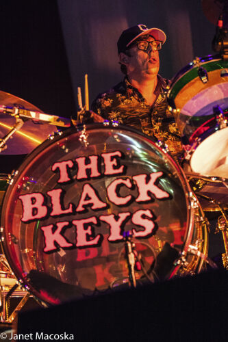 JM_TBK041: The Black Keys