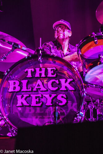 JM_TBK044: The Black Keys