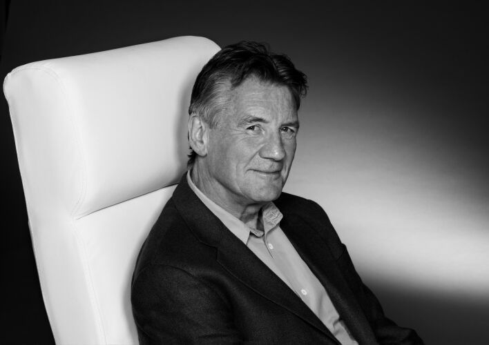 JS_PE300: Michael Palin