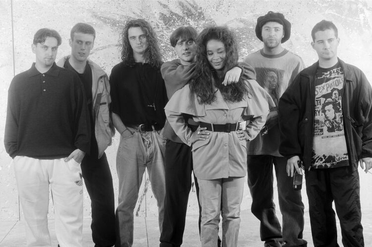 KC_HM009: Happy Mondays