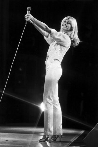 KC_ONJ001: Olivia Newton-John