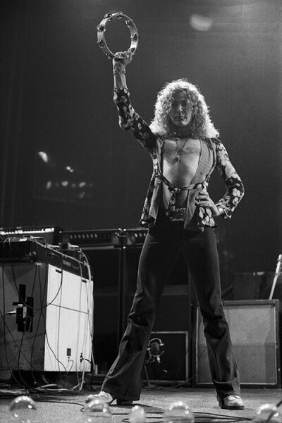 LZ005: Robert Plant