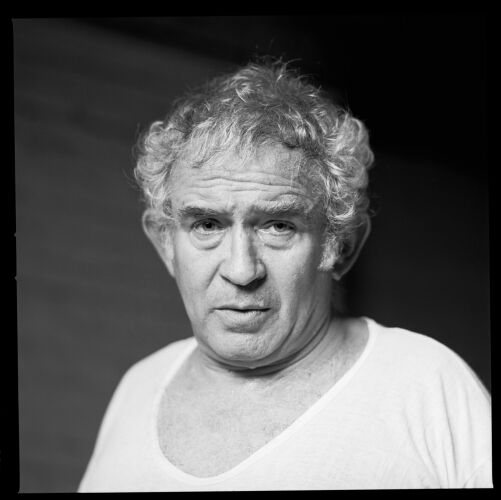 MB_NM003: Norman Mailer