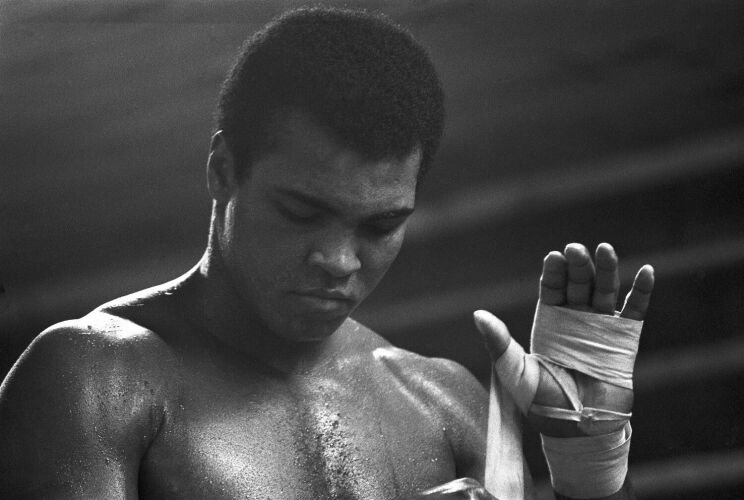 MB_SP_MA012: Muhammad Ali at the training camp
