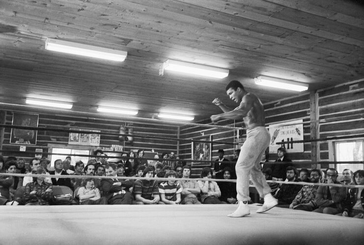 MB_SP_MA018: Muhammad Ali at the training camp