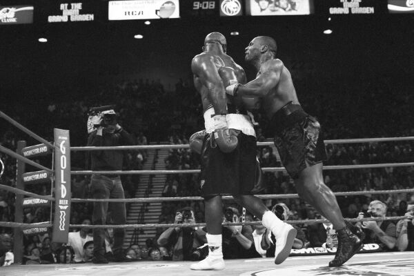 Evander Holyfield Vs. Mike Tyson II : Photograph: MB_SP_MT004 | Iconic ...