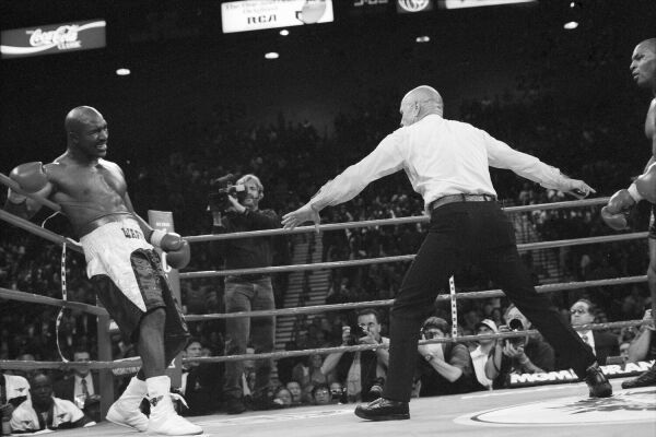 Evander Holyfield Vs. Mike Tyson II : Photograph: MB_SP_MT005 | Iconic ...