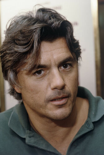 MIG_ART002: John Irving Portrait Session