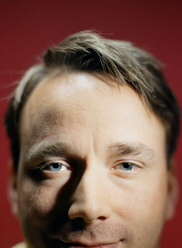 MIG_TE023: Linus Torvalds