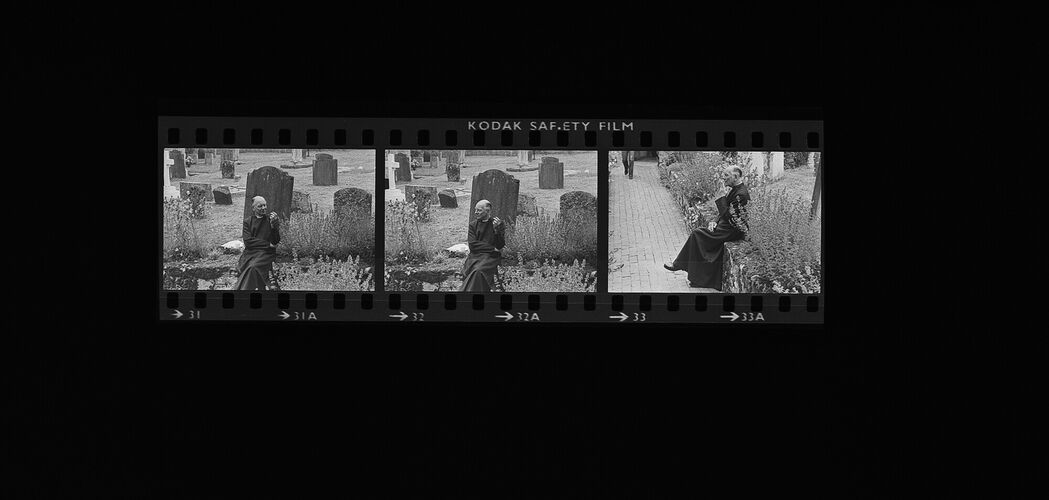 MW_A0016_A: John Gielgud