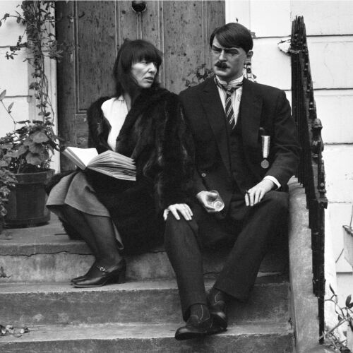 MW_AU001: Beryl Bainbridge and Neville Chamberlain dummy