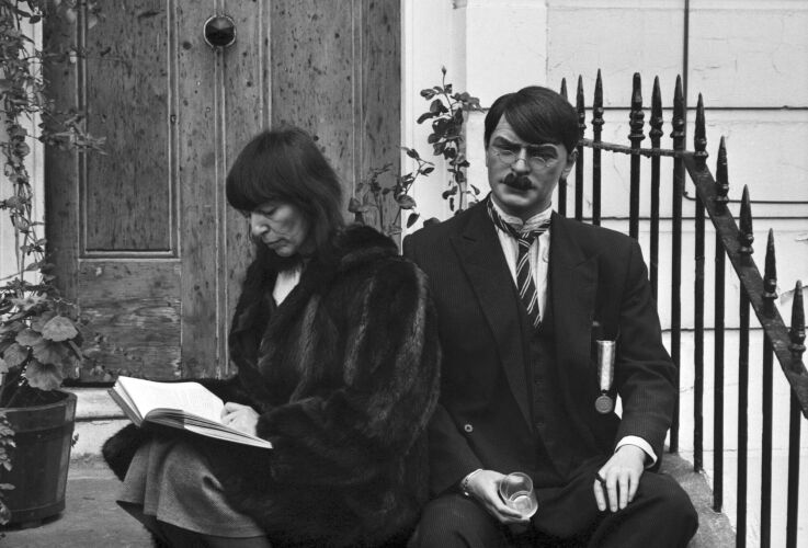 MW_AU002: Beryl Bainbridge and Neville Chamberlain dummy