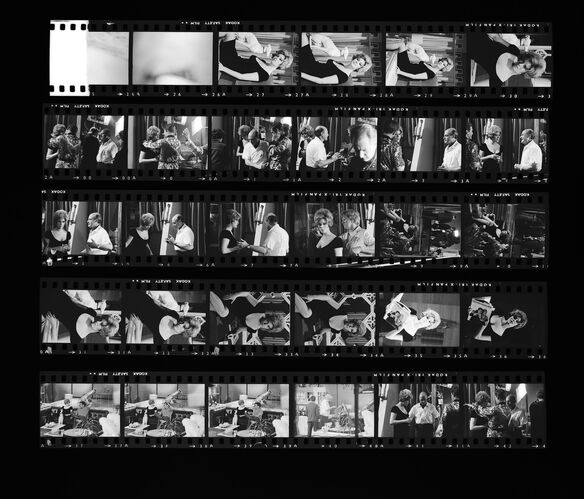 MW_B0015_A: Jill St John